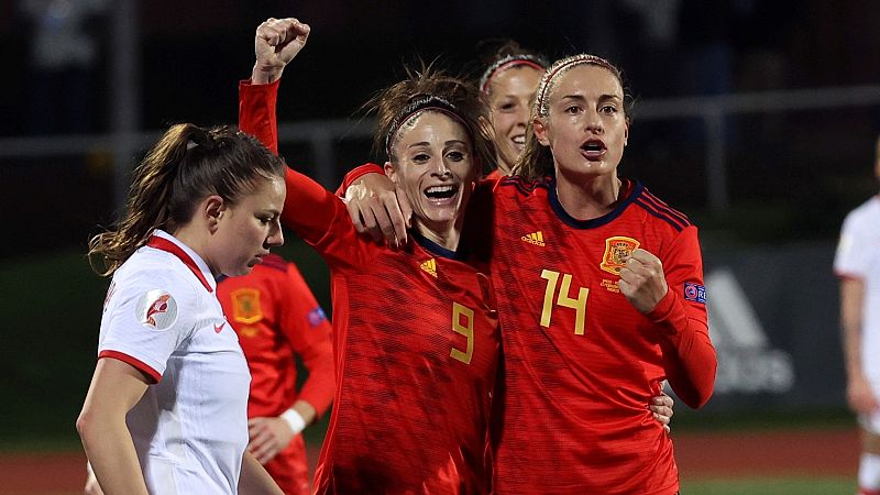 España se toma la revancha ante Polonia y termina invicta su camino a la Euro2022