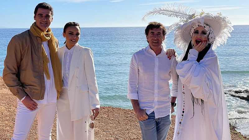 'Dos parejas y un destino' viaja a Ibiza con Jesulín, Chenoa, La Terremoto y Pedro Delgado