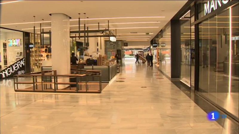 Els centres comercials reobren portes després de 2 mesos tancats