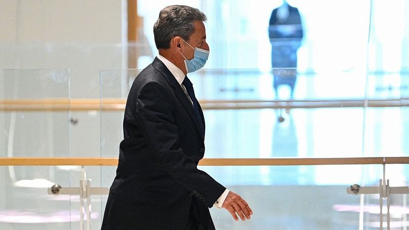 El expresidente francés Nicolas Sarkozy, condenado a tres años de prisión por corrupción y tráfico de influencias