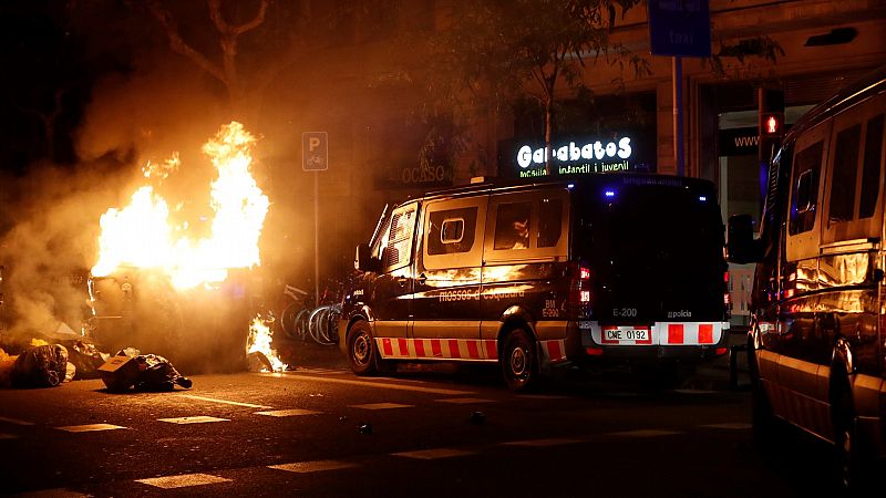 Los Mossos atribuyen a ocho anarquistas detenidos la tentativa de homicidio de un guardia en los disturbios