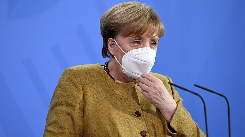 Merkel anuncia un plan de desescalada a partir del lunes y autoriza la vacuna de AstraZeneca para mayores de 65