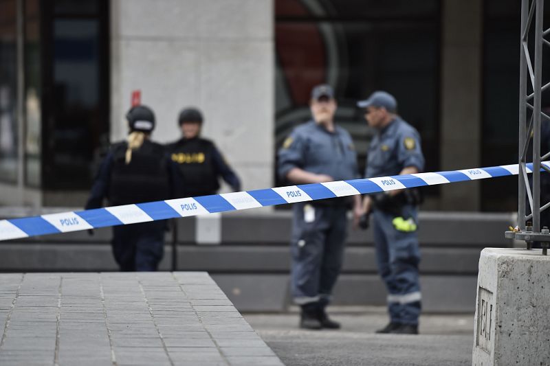 Al menos ocho heridos por arma blanca en un presunto "ataque terrorista" en Suecia