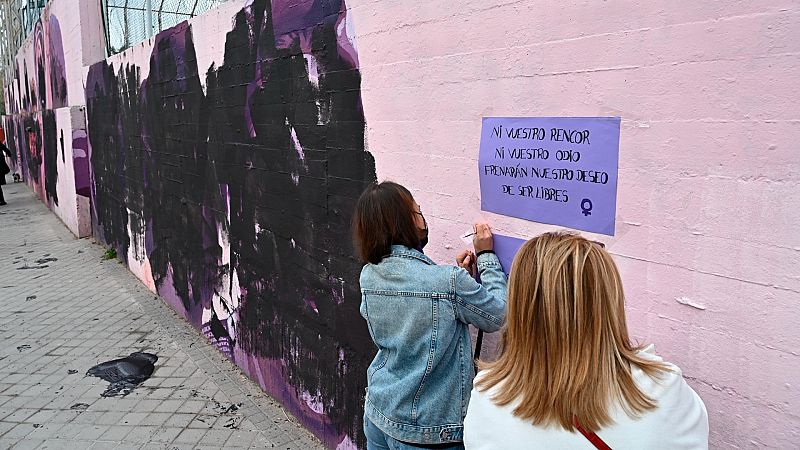 Destrozado el mural feminista de Ciudad Lineal de Madrid en el Día Internacional de la Mujer