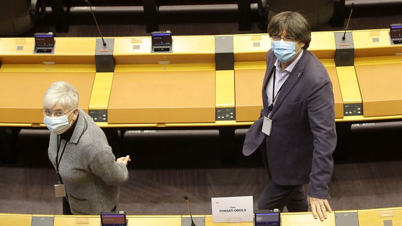 El Parlamento Europeo vota la inmunidad de Puigdemont con el Gobierno dividido