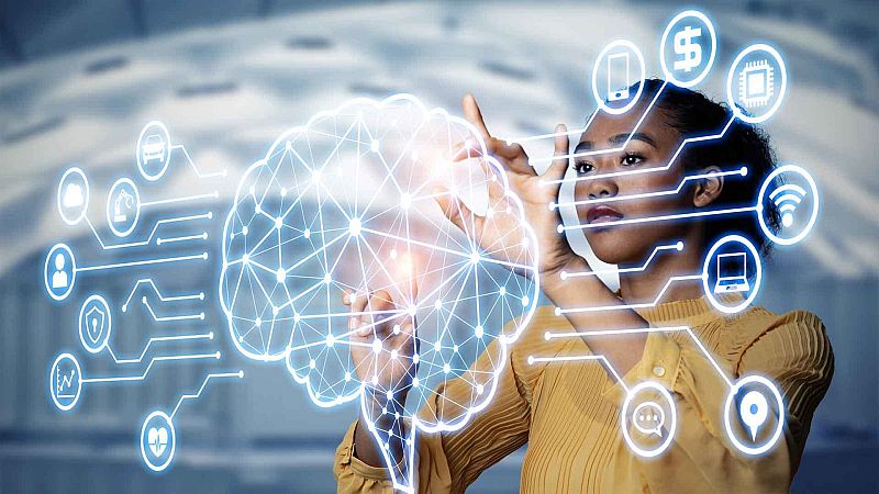 Desempleo y vigilancia, ¿los robots vienen a ayudarnos o erradicarnos?