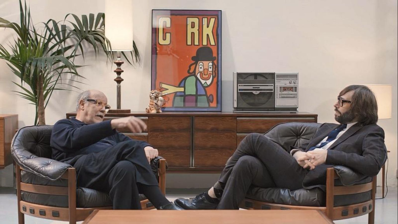 Entrevista d'Òscar Dalmau a Claret Serrahima al sisè capítol d''Helvètica'