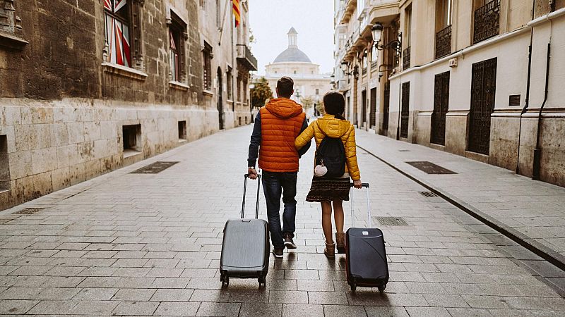Sanidad y las comunidades, salvo Madrid, aprueban el cierre perimetral en Semana Santa y el puente de San José