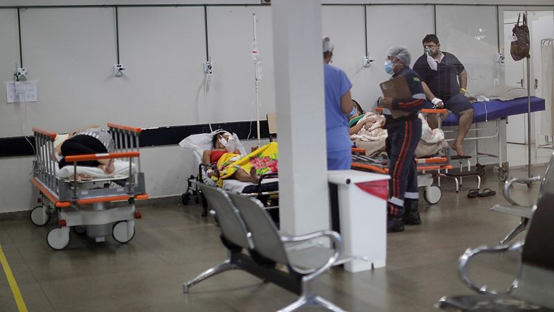 Brasil bate récord diario de muertes por coronavirus mientras su sistema sanitario afronta un colapso inminente