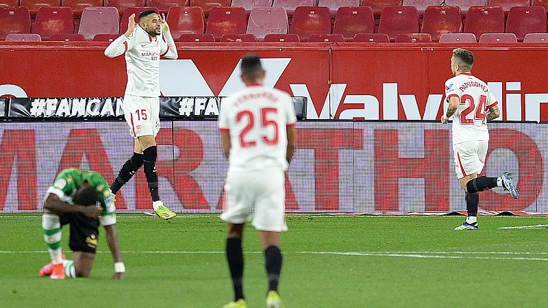 En Nesyri decanta el derbi para el Sevilla