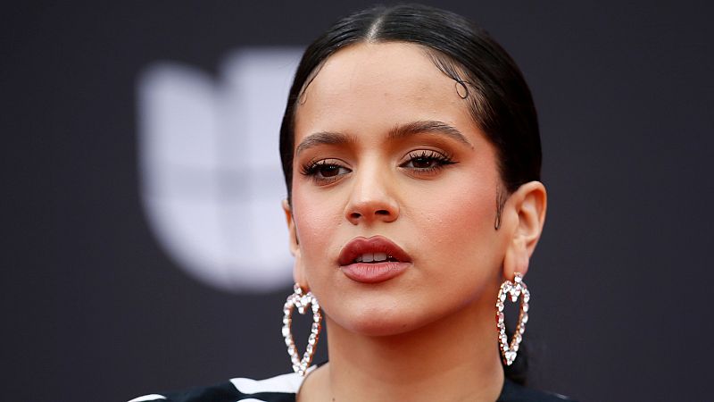 Rosalía diseña unas zapatillas para Nike y se inspira en este artista tan surrealista