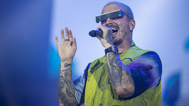 J Balvin anuncia el primer concierto presencial tras el estallido de la pandemia: Rauw Alejandro, Karol G y Jhay Cortez, entre los artistas invitados