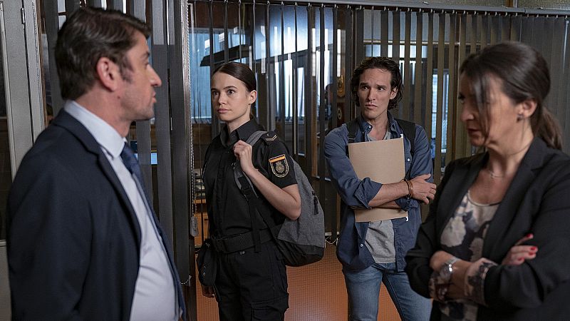 'Estoy vivo': la familia y la comisaría reciben a Adriana