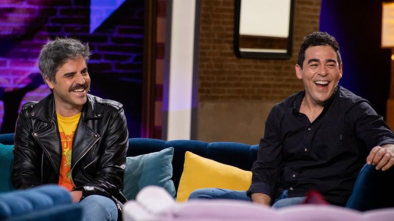 Así se conocieron Pablo Chiapella y Ernesto Sevilla... ¡Y no te imaginas dónde!