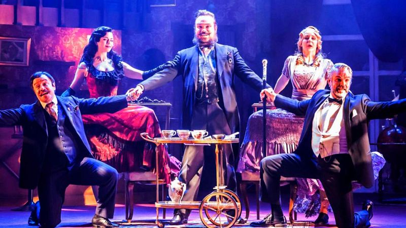 El Teatre Apolo de Barcelona reobre les portes després de dos anys tancat