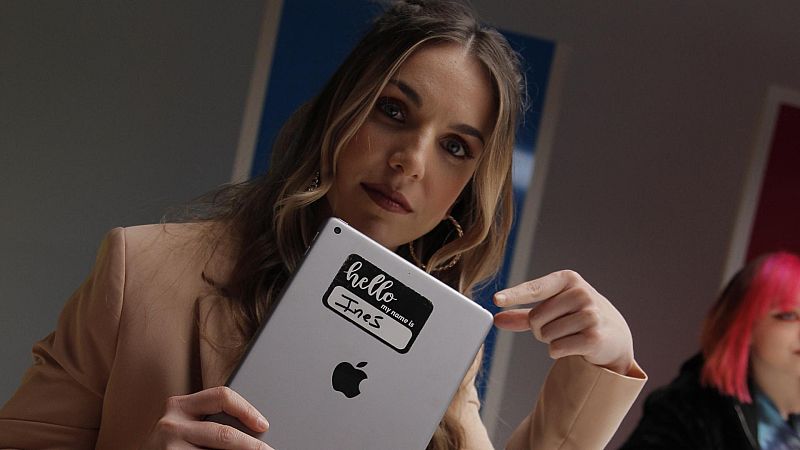 Adictos a las pantallas: ¿Por qué no podemos vivir sin el móvil?