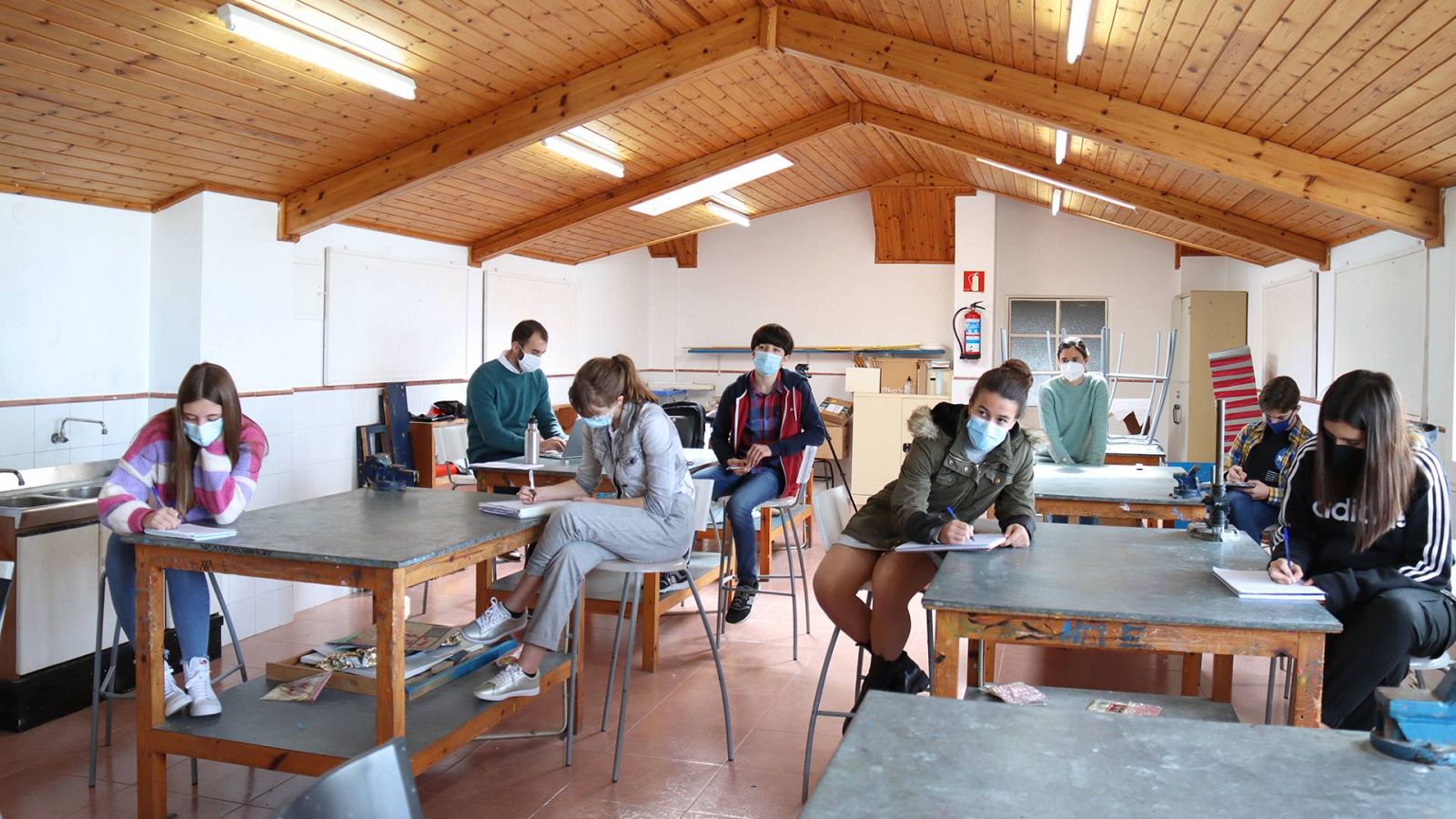 Los alumnos participantes conocerán y divulgarán los proyectos científicos