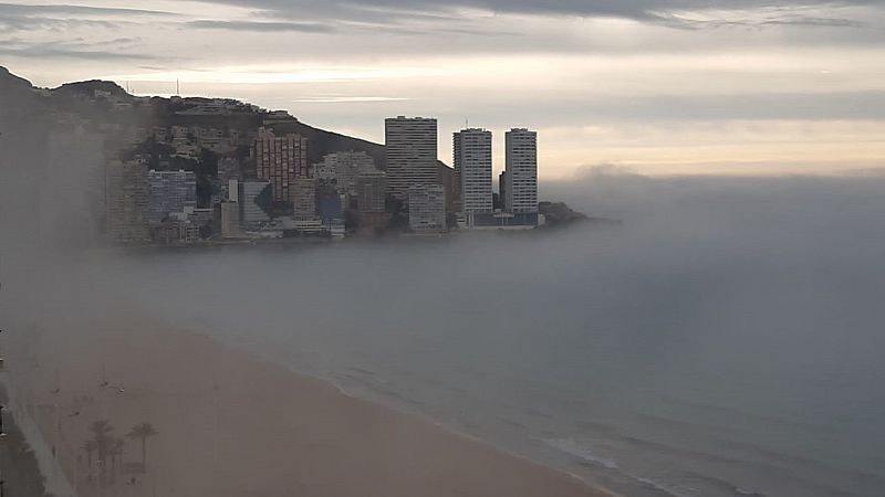 'Crónicas' retrata los efectos del coronavirus en el turismo de Benidorm