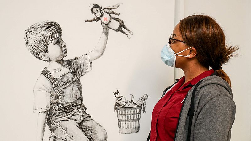 La subasta de un Banksy bate récords y recauda 19,4 millones de euros para los "héroes sanitarios" británicos