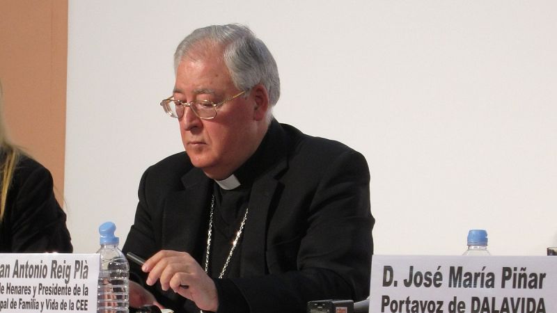 El obispo de Alcalá compara España con un "campo de exterminio" tras la aprobación de la ley de eutanasia