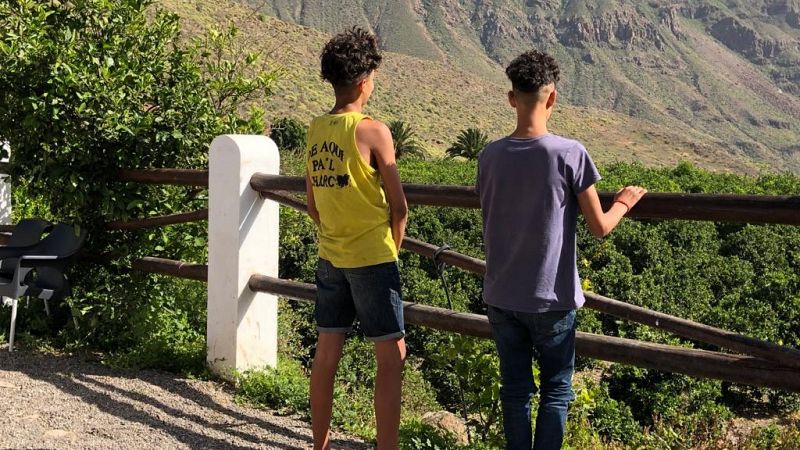 La angustia de los menores migrantes que llegan solos a Canarias: "No queremos escondernos, solo dejar una huella bonita en este país"
