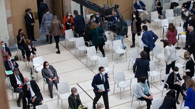 Investidura en Cataluña: 26 de marzo: Aragonès no logra ser investido en primera vuelta por la abstención de JxCat