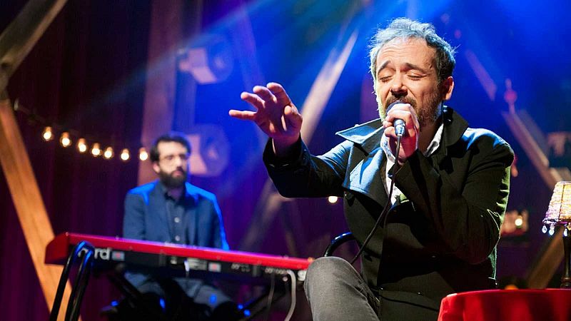 Love of Lesbian: el concierto - estudio para volver a celebrar eventos multitudinarios