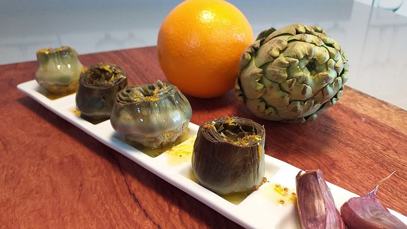 Receta de alcachofas asadas con salsa de naranja y mostaza