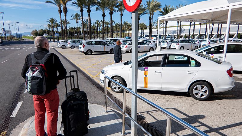 España también exigirá PCR negativa a viajeros de zonas de riesgo de Francia que entren por vía terrestre
