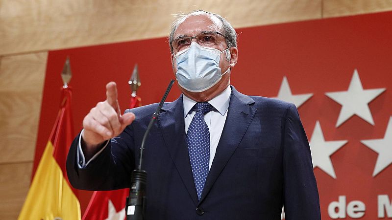 El 'turismo de borrachera' entra en la campaña del 4M con duras críticas a Ayuso, que apunta a Sánchez