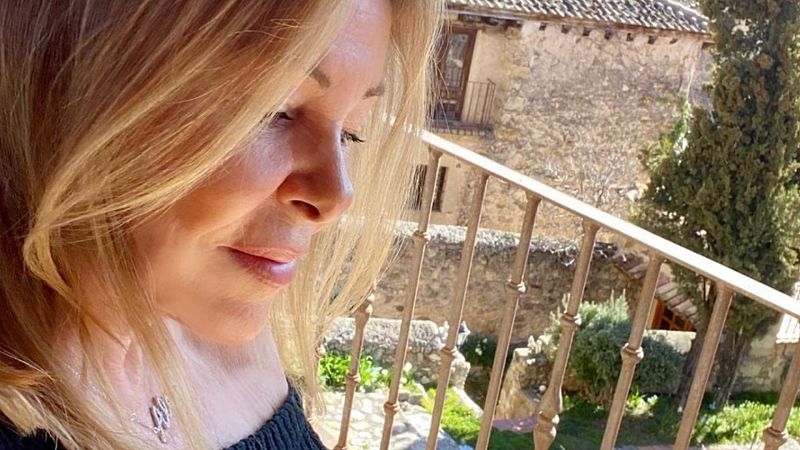 Ana Obregón, rota de dolor: "Hace 3 años en Semana Santa te diagnosticaron cáncer"