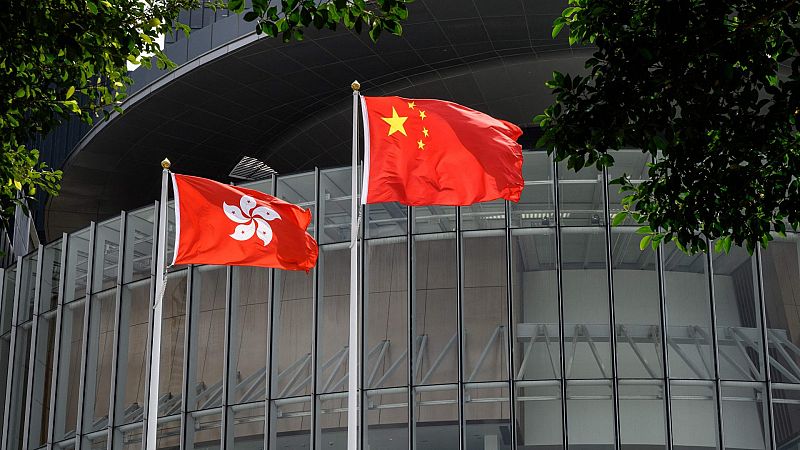 China aprueba la reforma que limitará el sistema electoral de Hong Kong