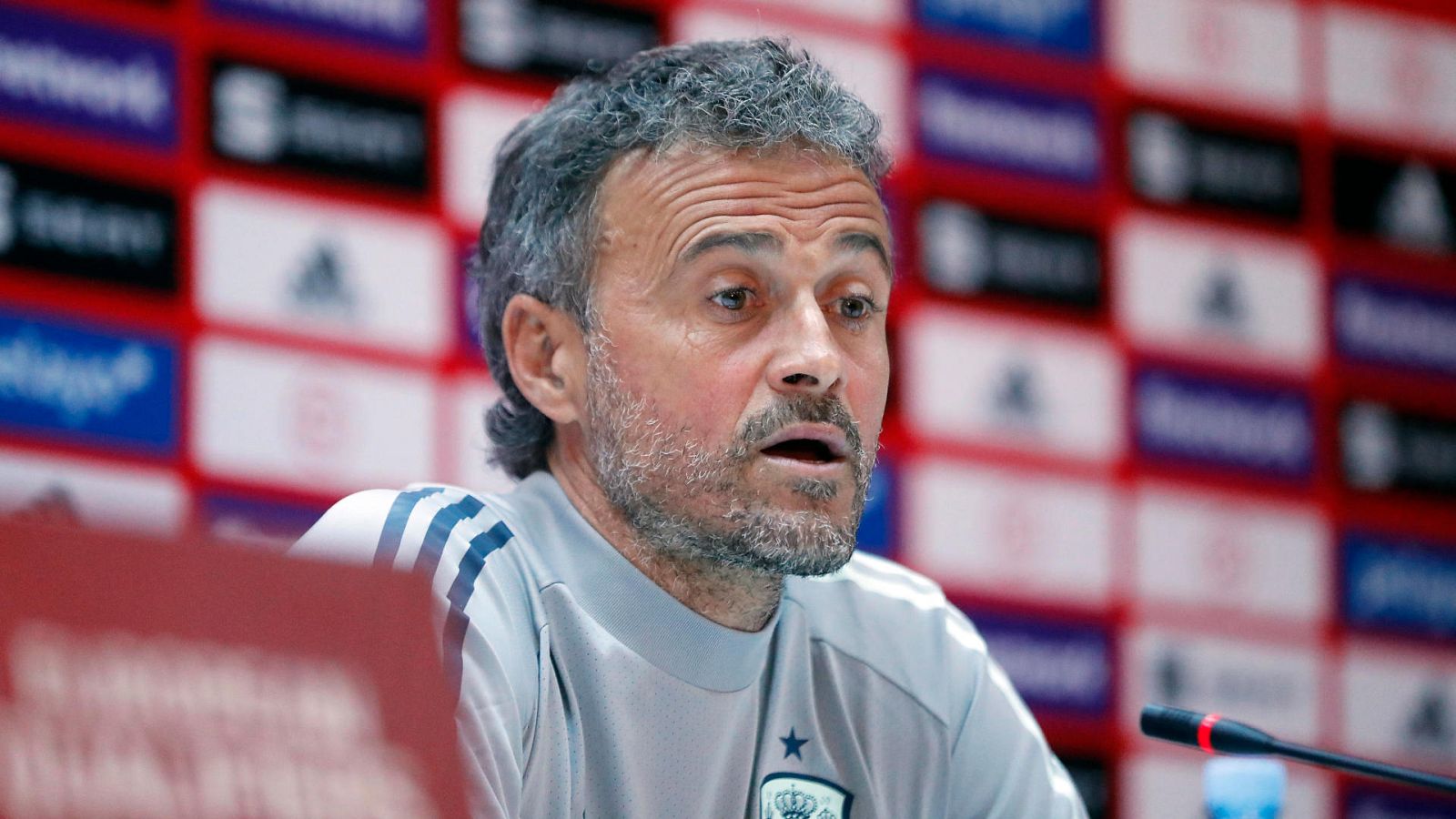 Luis Enrique no hace el once XI "al gusto de Pepe, Manolo o Lucas" | Ver