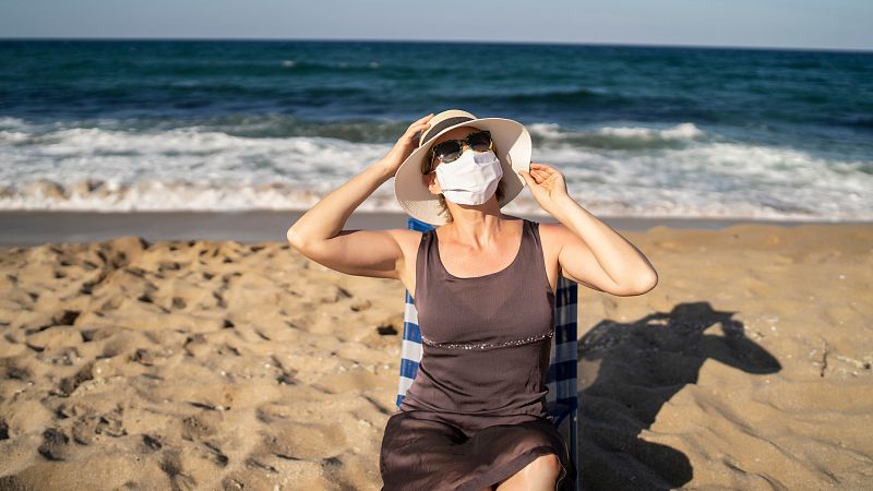 Sanidad y las comunidades pactan revisar la ley que endurece el uso de mascarillas