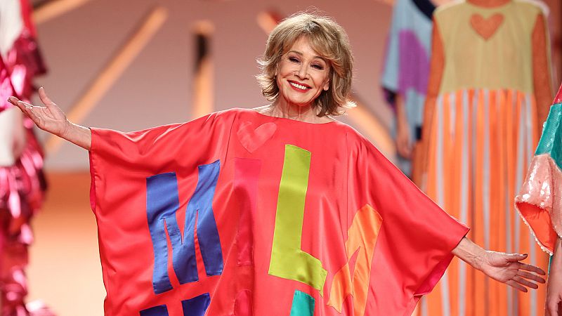 Mila Ximénez recibe el alta y sale del hospital