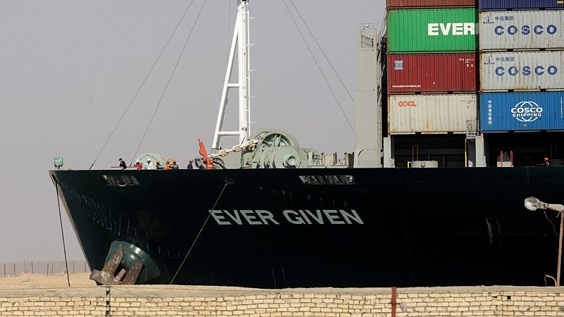 El Canal de Suez pedirá 850 millones de euros en compensación por las pérdidas causadas por el Ever Given