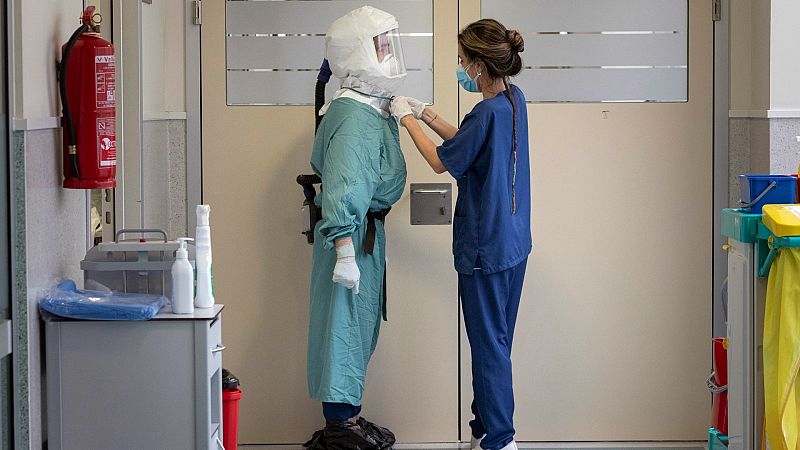 Amnistía denuncia el abandono sufrido por los sanitarios y las "violaciones de derechos humanos" de los mayores en España