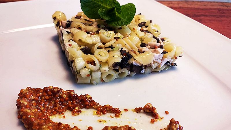 Receta de ensalada de macarrones y pollo a a mostaza