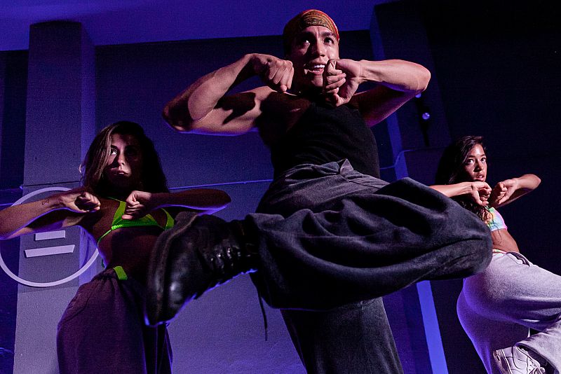 Playz estrena 'Danz', un programa que retrata el fenómeno de los bailes urbanos