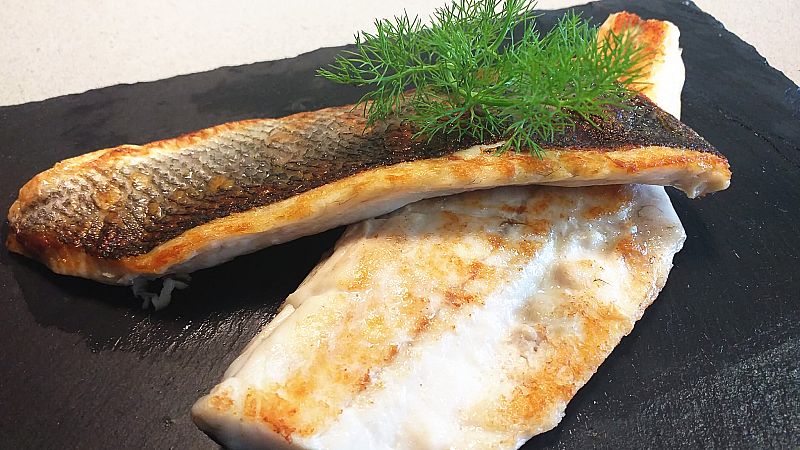 Cómo hacer pescado a la plancha sin que se pegue