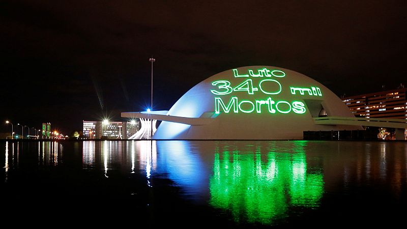 Brasil rebasa los 4.200 muertos diarios y vuelve a encadenar un nuevo máximo de fallecidos por coronavirus