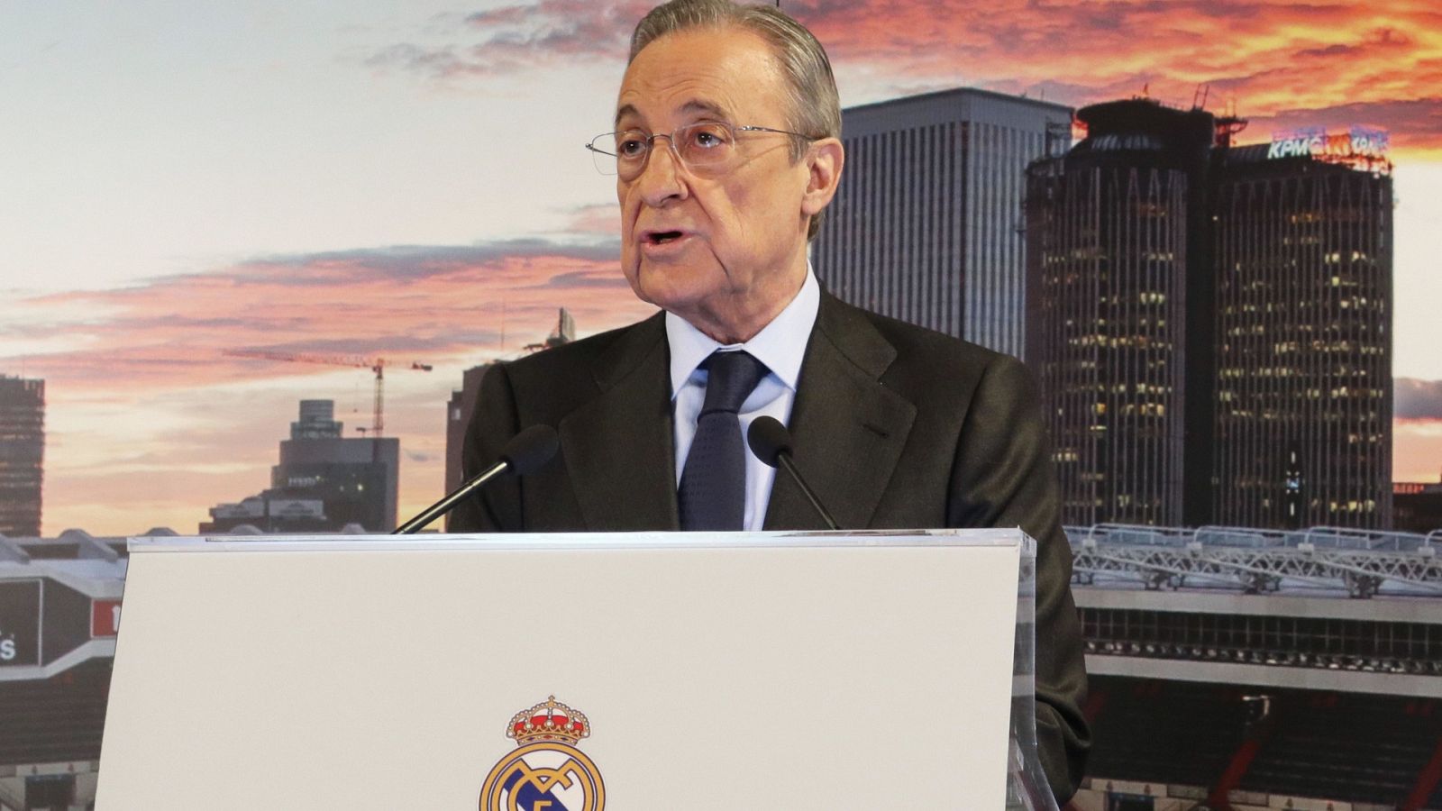 El estadio y Mbappé, los retos de Florentino Pérez en su sexto mandato
