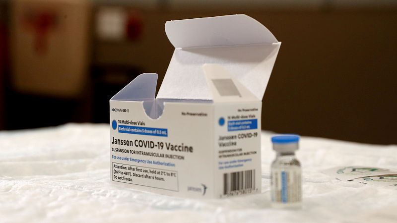 El retraso de Janssen, un nuevo contratiempo en el plan de vacunación que puede afectar a los septuagenarios