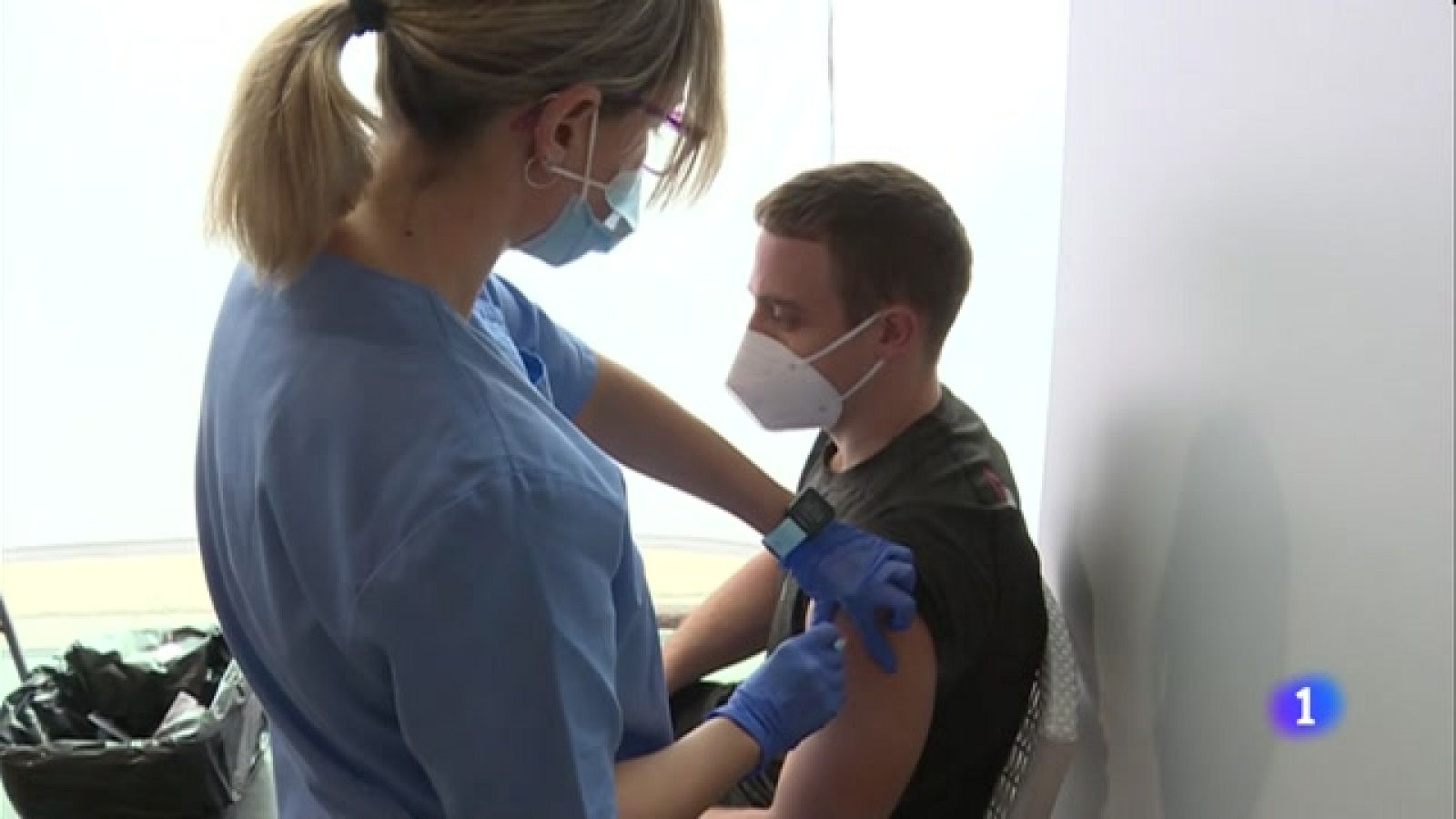 Vergés demana retardar al cap de 42 dies la segona dosi de Pfizer