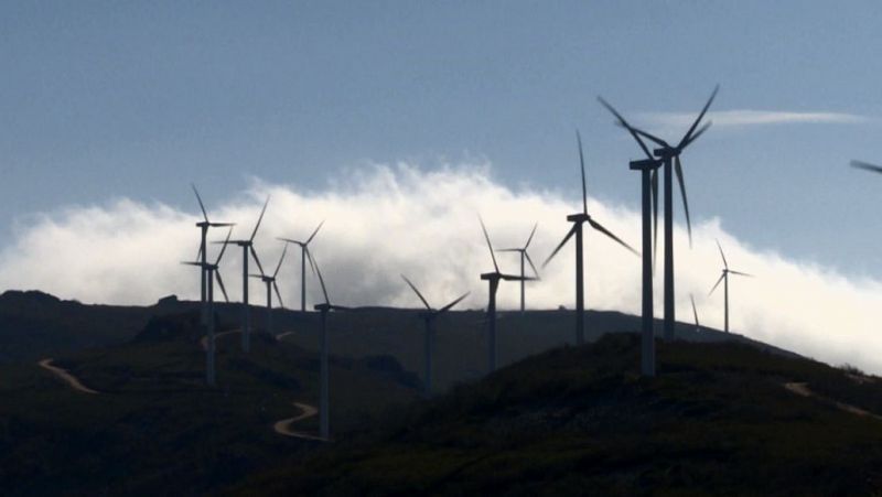 La energía verde amenaza con expulsar a ganaderos y agricultores de la España vaciada