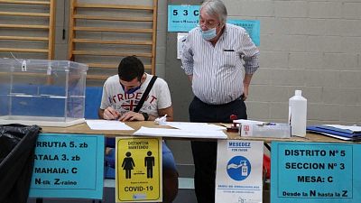 Crónica de Madrid - Mensajes políticos: cuando las formas importan más que el fondo - Escuchar ahora