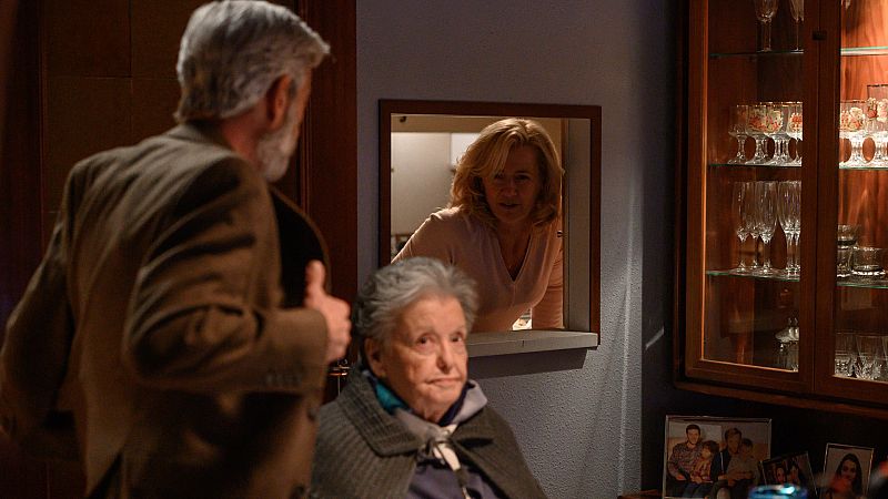 ¿Qué planes tiene Herminia para Antonio Alcántara y Mercedes Fernández?