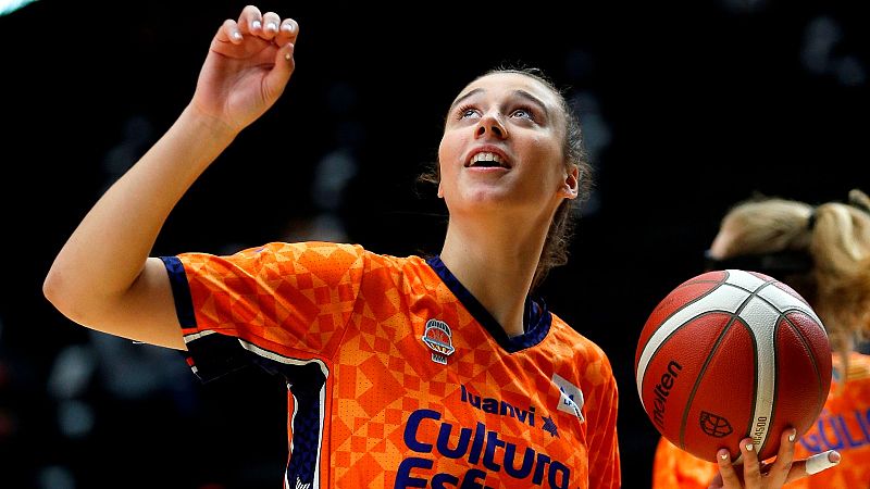 Raquel Carrera: "Es dif�cil compaginar WNBA y selecci�n"