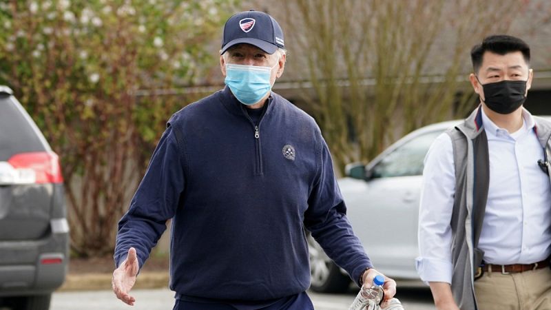 Biden califica de "totalmente injusta" la situación del opositor ruso Alexéi Navalny