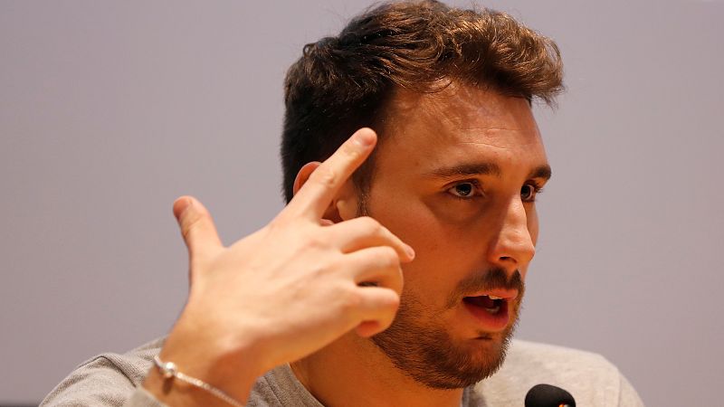 Víctor Gutiérrez denuncia insultos homófobos en la liga de waterpolo